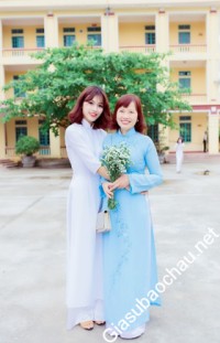 Gia sư giỏi Đại học Quốc gia Hà Nội - Đại học Kinh tế chuyên dạy kèm môn Tiếng Anh, Ngữ văn