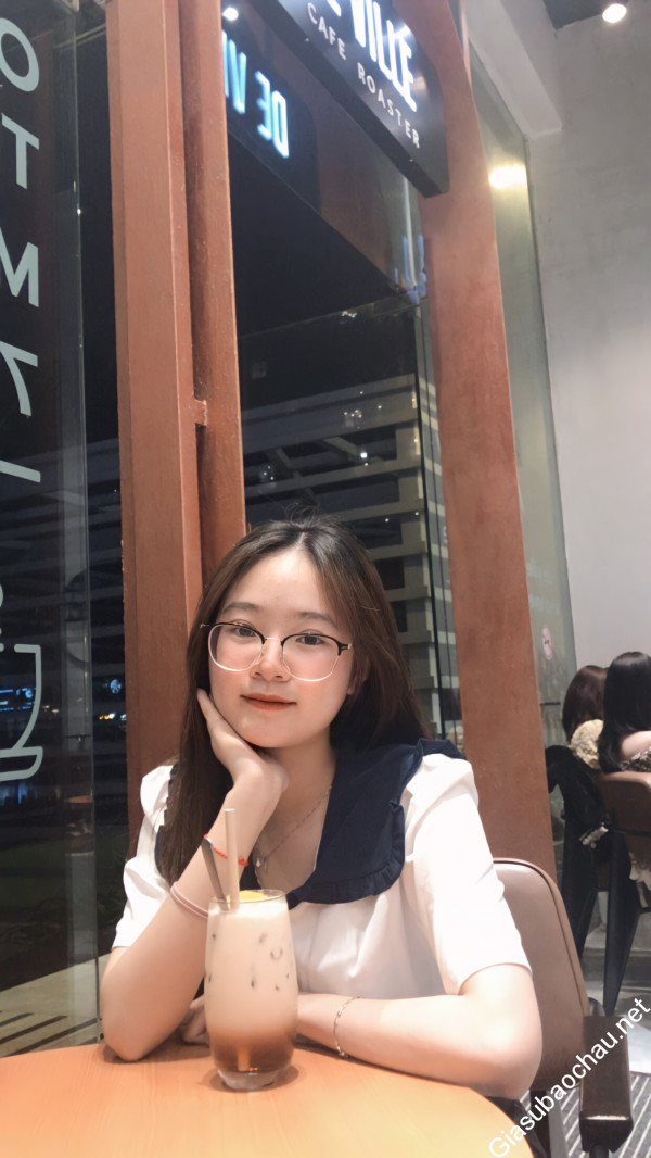 Gia sư giỏi Đại học Sư phạm Hà Nội chuyên dạy kèm môn Toán, Hóa