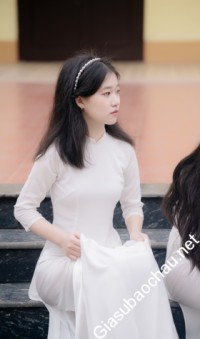 Gia sư giỏi Đại học Kinh tế - Kỹ thuật Công nghiệp chuyên dạy kèm môn Toán, Vật Lý, Hóa, Ngữ văn, Tiếng Việt